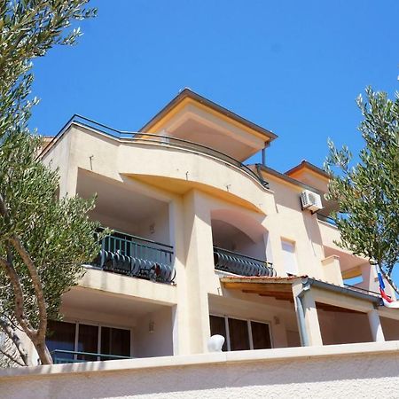 Villa Dvorine ティスノ エクステリア 写真
